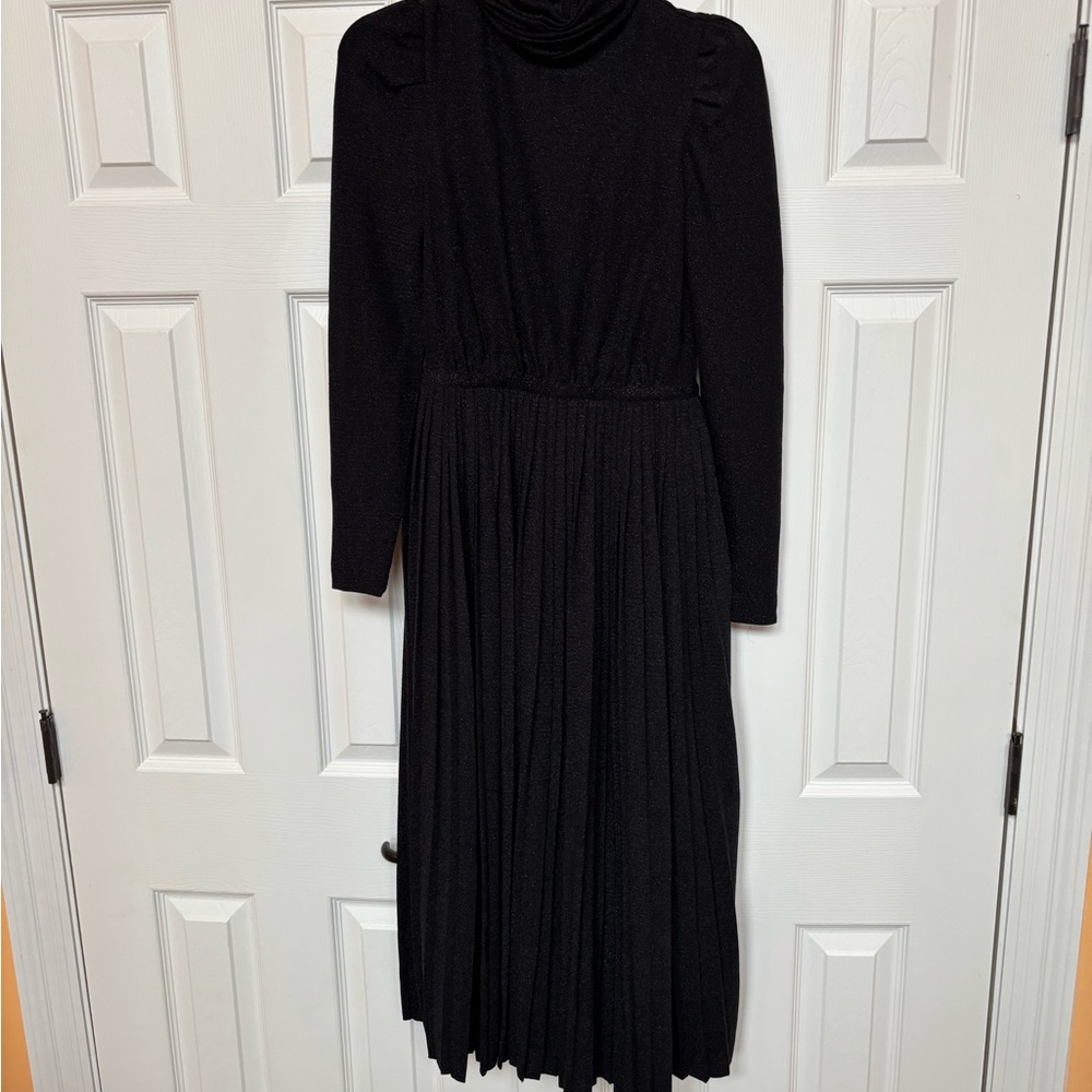 Elegant Black Long Sleeve Dress